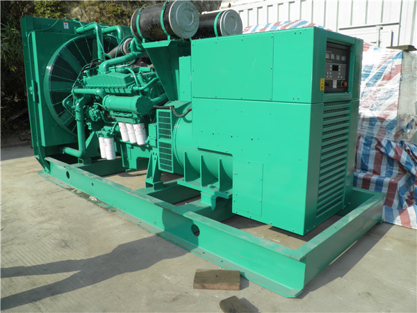 秀洲出租发电机-进口柴油发电机组与国产柴油发电机组的区别